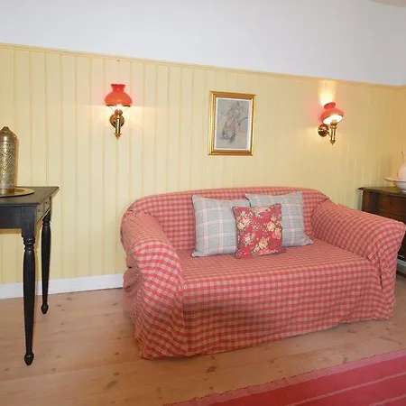 One-bedroom In Apartment